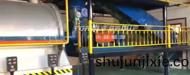 全自動連續(xu)化(hua)固廢(fei)垃(la)圾設(she)備(bei)樣(yang)機(ji)展(zhan)示(shi)