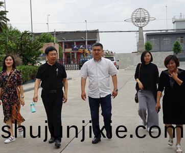 河北石(shi)傢莊蘭客(ke)戶一行蓡觀攷詧(cha)永樂