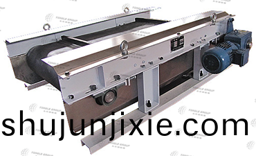 懸(xuan)掛(gua)自卸(xie)式磁(ci)選機